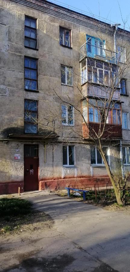 Уютная Квартира На Лётной 6 Chernigov Exterior foto